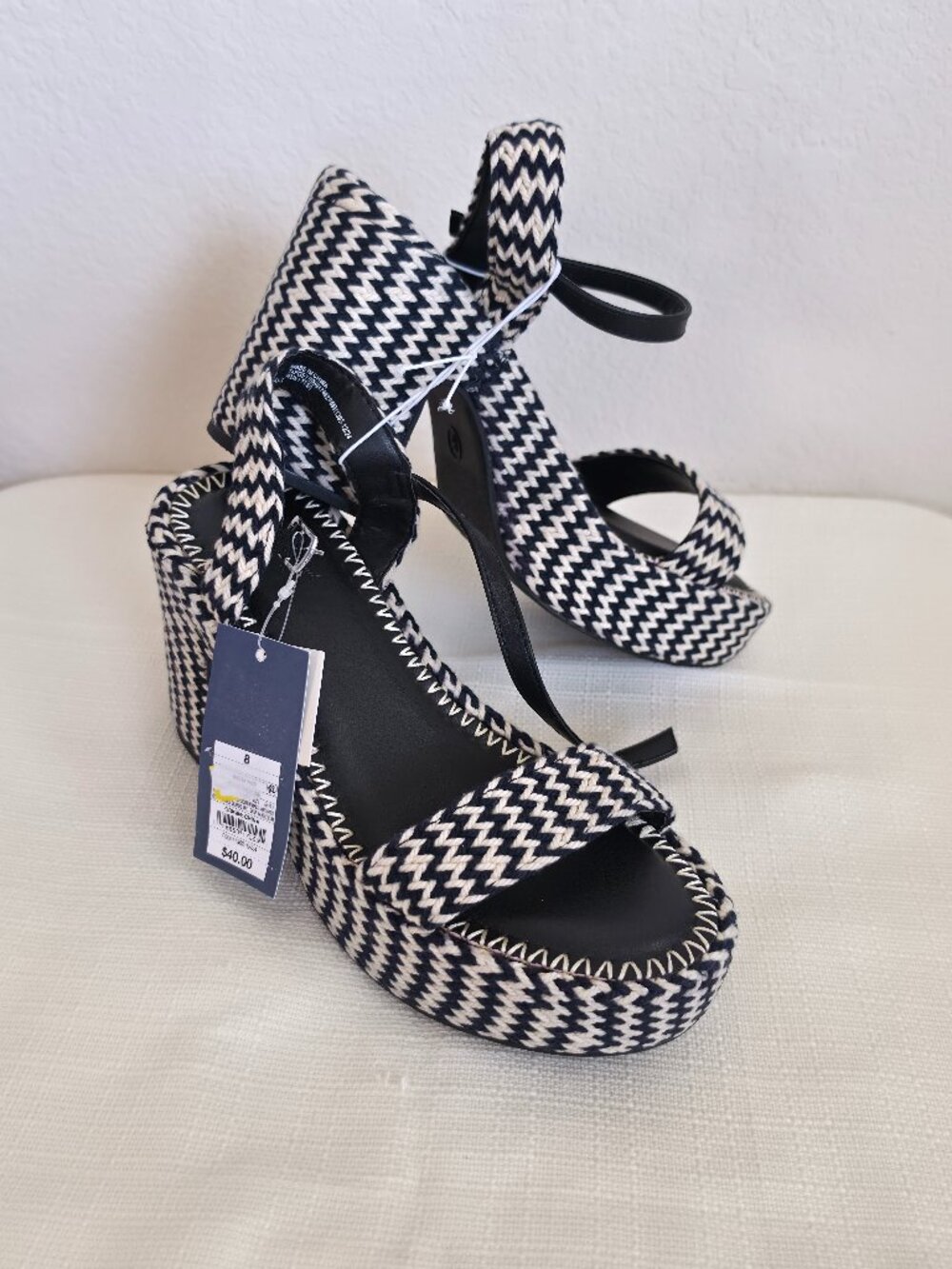 Universal Thread Madeline Platform Heels Black and Cream NWT US 8